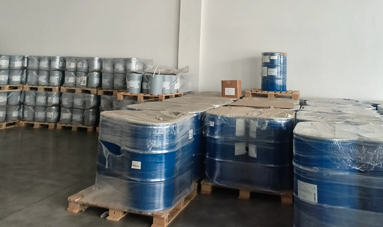 VitalleoNutra warehouse